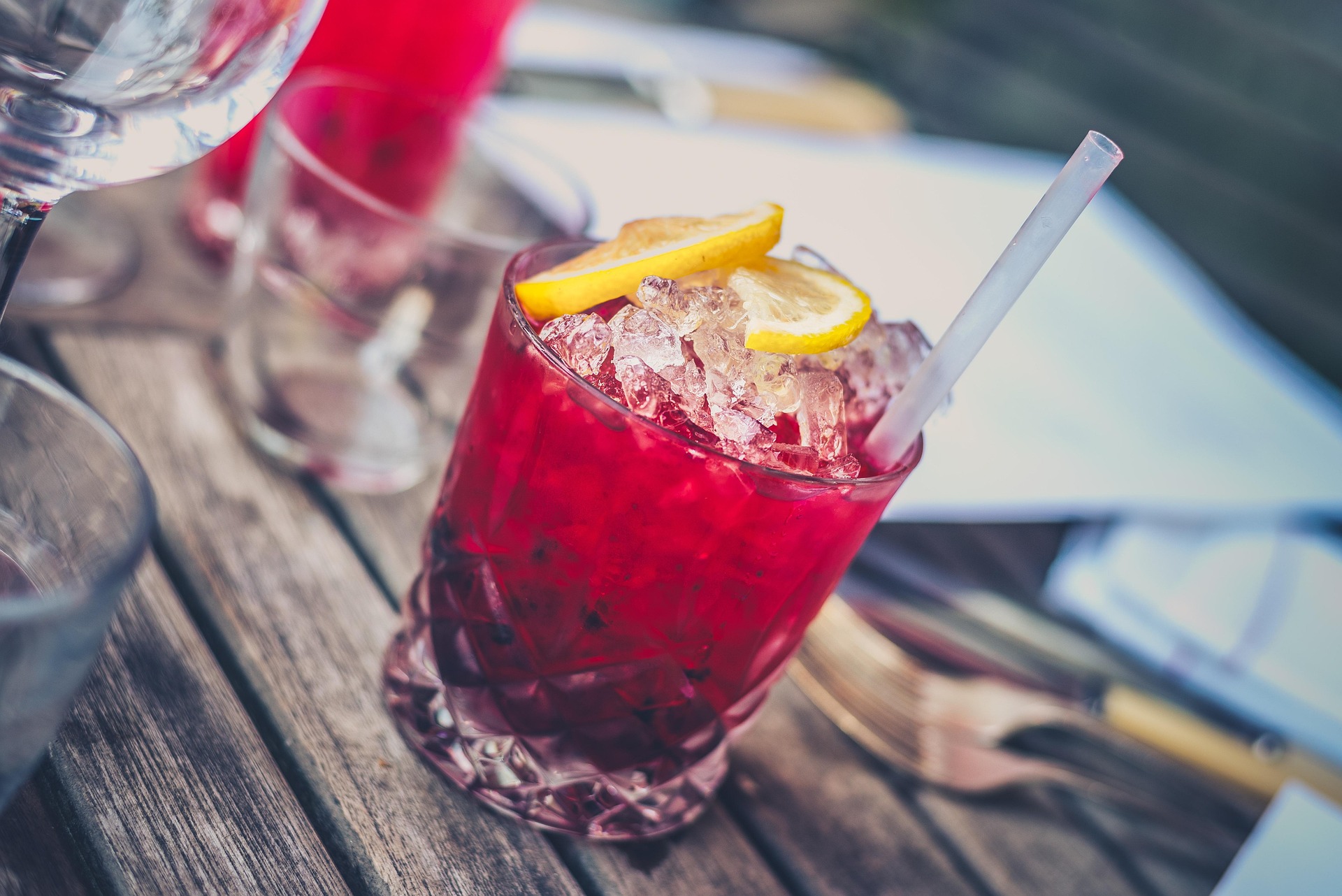 Cocktail Braise du Vieux-Port, zeste flambé